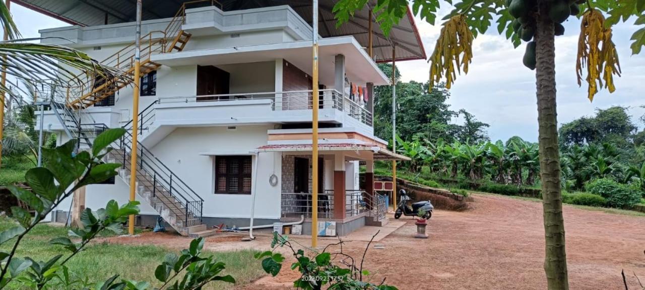 Nisarga Homestay, Dharmasthala Dharmastala Eksteriør bilde